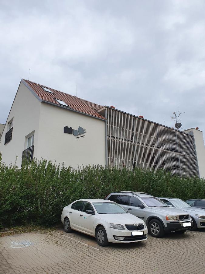 Apartman Maja Mikulov Zewnętrze zdjęcie