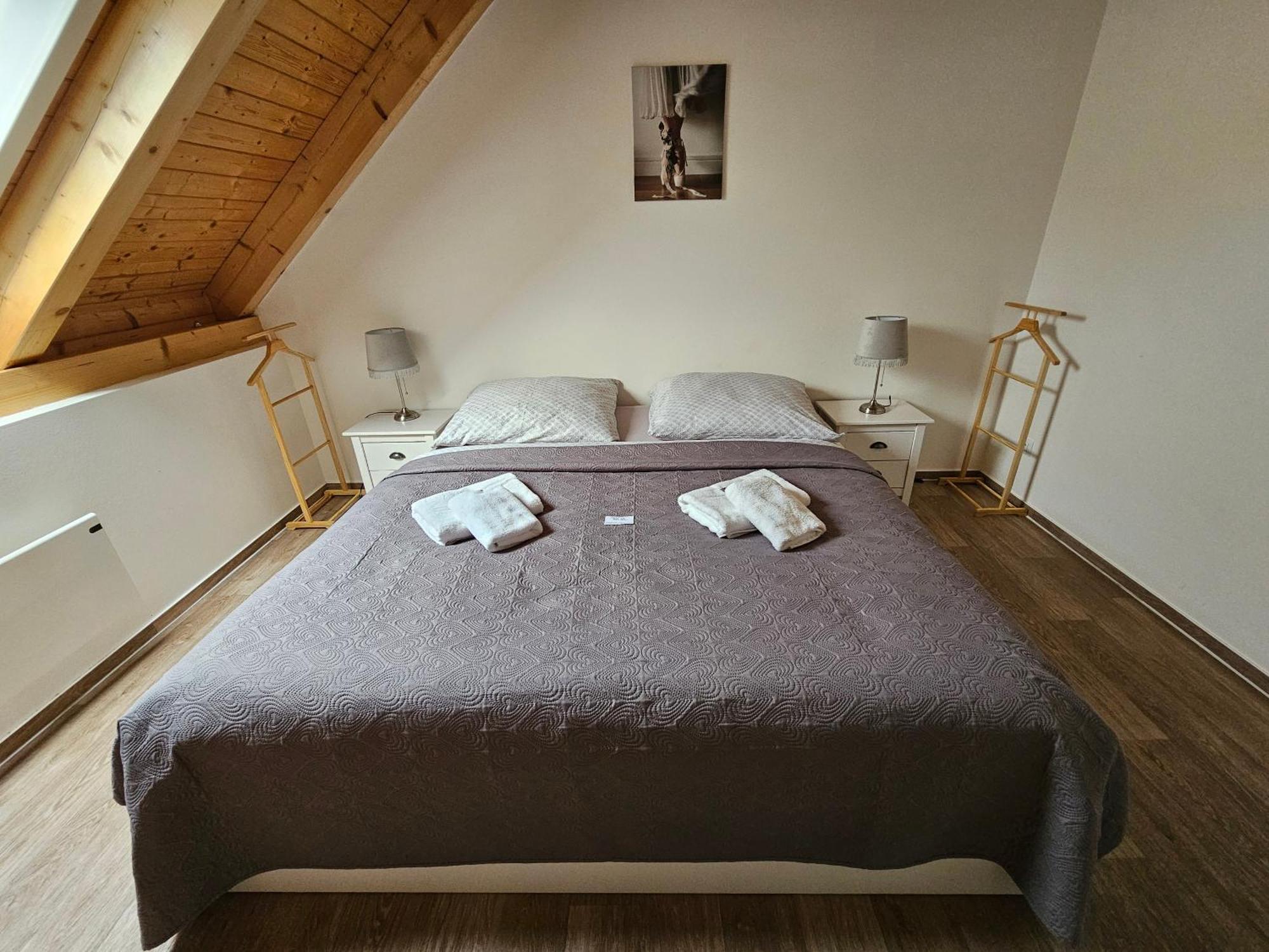 Apartman Maja Mikulov Zewnętrze zdjęcie